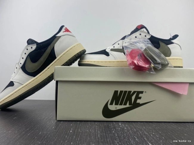 Chep Onekick 1 Air Jordan Jordan Air Retro Low Scott Olive Travis x OG DZ4137-106 0710